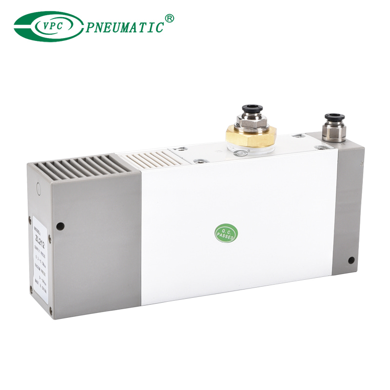 เครื่องดูดฝุ่น ZL212